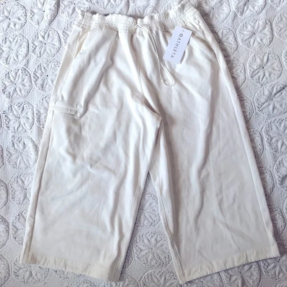 NWT Athleta wide leg sweatpants cropped white cream XL triumph hybrid capris - Picture 4 of 16